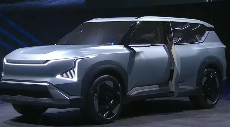 起亞在“KiaEVDay”上發布EV5及兩款概念車型,加速電動汽車普及