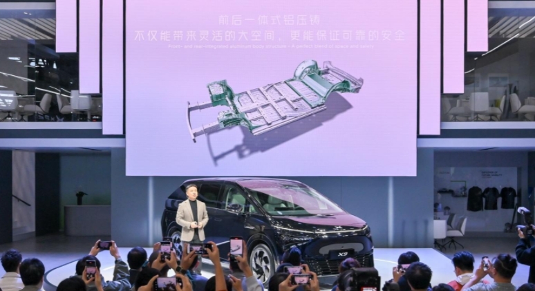 小鵬汽車發布旗艦車型小鵬X9，引領智能電動汽車邁向新時代