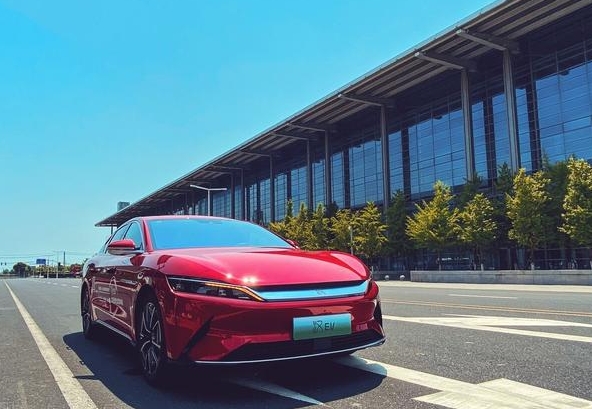 電動(dòng)汽車為什么不加變速箱解決高速能耗問(wèn)題