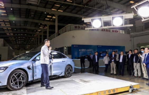 比亞迪CTB技術(shù):引領(lǐng)電動汽車新風(fēng)向的硬核技術(shù)