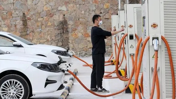 兩部門印發意見支持新能源汽車下鄉