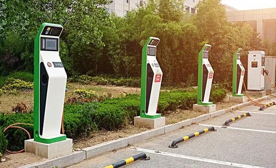 LG電子開始量產(chǎn)電動(dòng)汽車充電樁