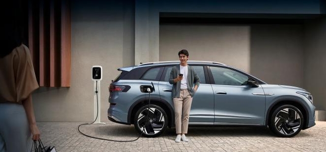 吳磊代言上汽大眾純電動汽車ID6X，每一次出行都安全相伴！
