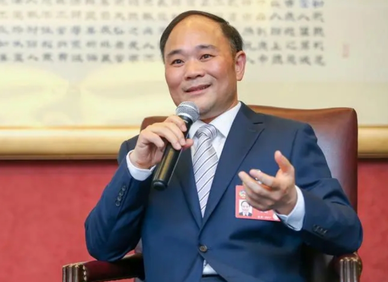 吉利控股集團李書福:智能電動汽車必須以安全為前提,不簡單地打價格戰