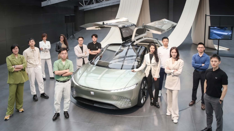 通用汽車的ProximaEV概念車在中國亮相，帶有別克徽章和鷗翼門