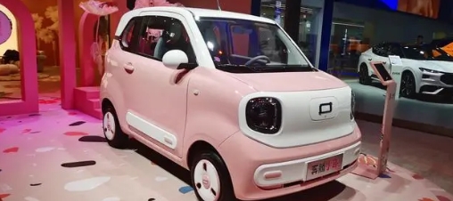 長(zhǎng)春汽博會(huì):新能源汽車(chē)備受青睞