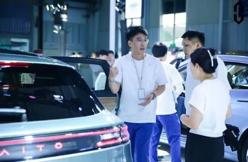 長(zhǎng)春汽博會(huì):新能源汽車(chē)備受青睞