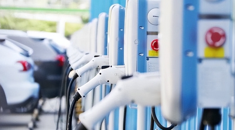 電動汽車的下一階段：實現油、電車同價，無需追求極致能耗或性能