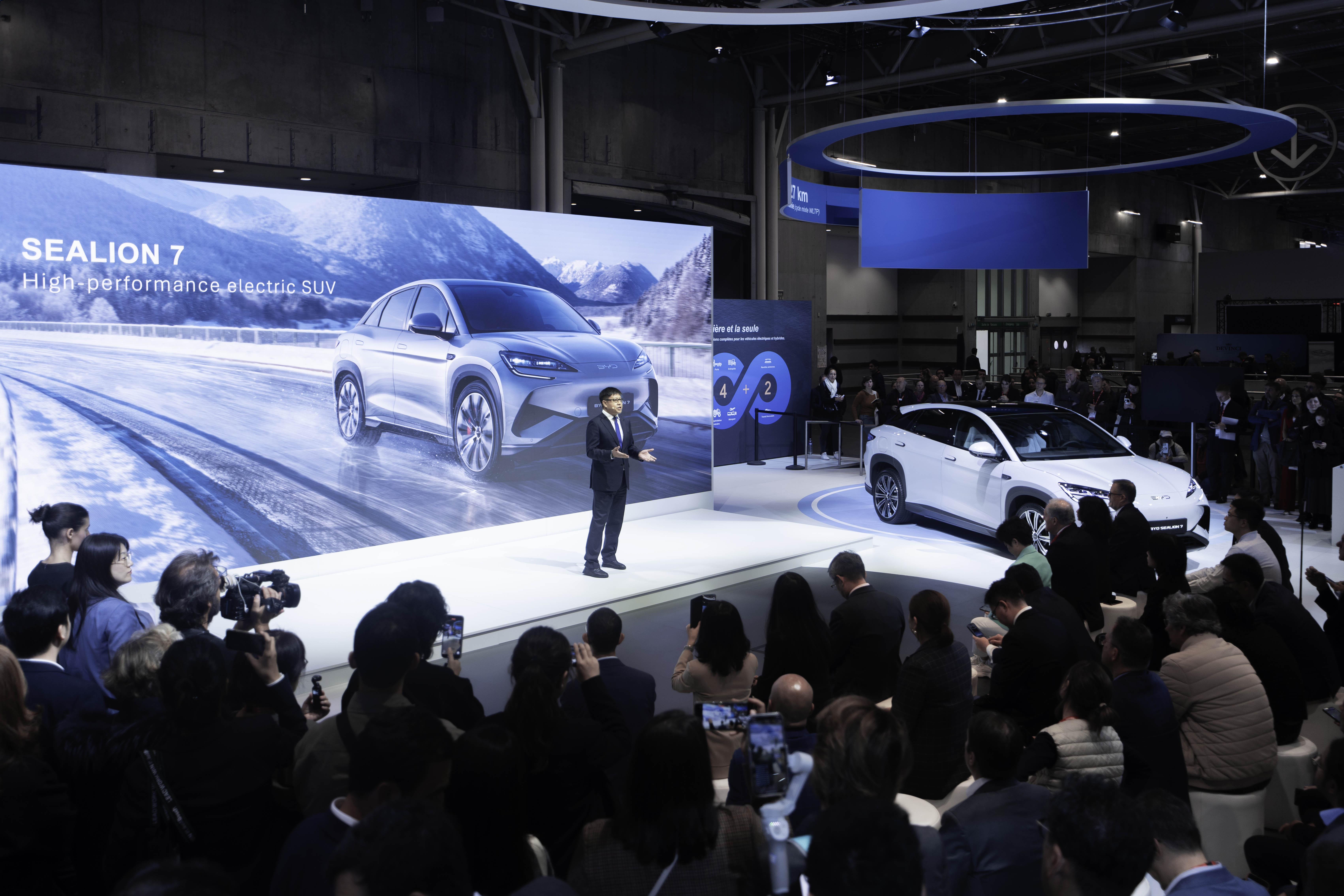 比亞迪攜多款車型亮相巴黎車展，海獅07EV上市歐洲