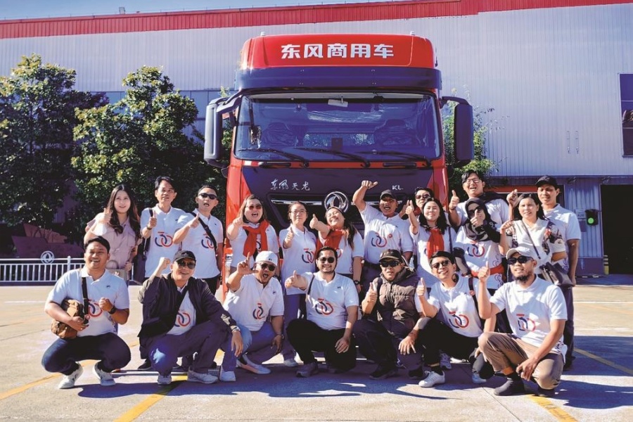印尼大客戶溯源東風(fēng)商用車