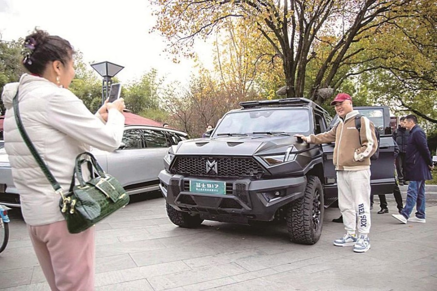 武漢汽車煥新消費季巡展走進(jìn)東湖和花博匯