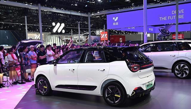 比亞迪海豚“接班人”上市！7.58萬起，外觀動感，純電續(xù)航430Km
