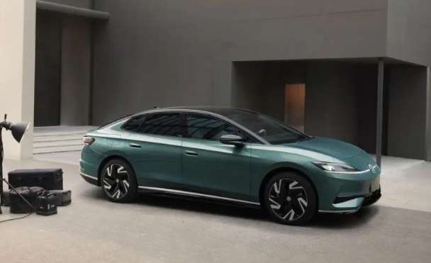 “電動帕薩特”來了上汽大眾ID.7S實車圖曝光