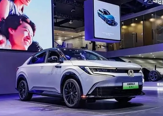日產(chǎn)汽車正在考慮與本田在電動汽車領(lǐng)域合作