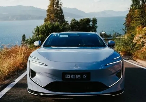 阿維塔以卓越實(shí)力，掀開(kāi)智能電動(dòng)汽車(chē)的新篇章