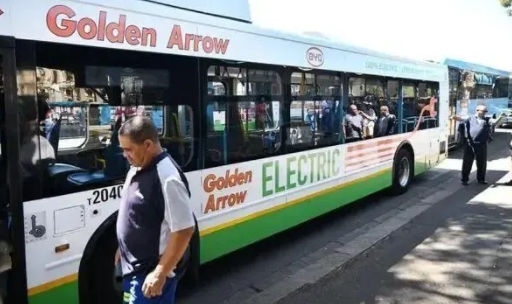 新能源乘用車滲透率首超50%,汽車市場格局面臨重塑