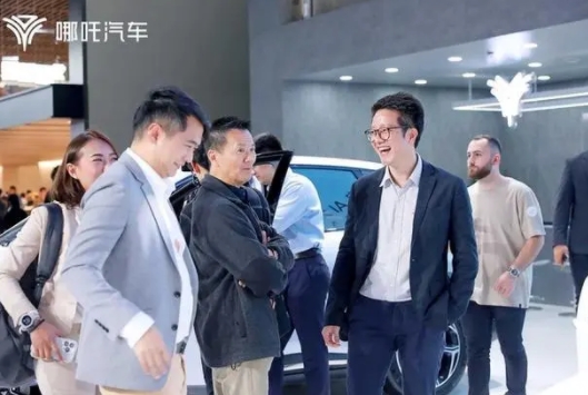 哪吒汽車北京車展“亮大招”,開啟AI大模型定義汽車新時代