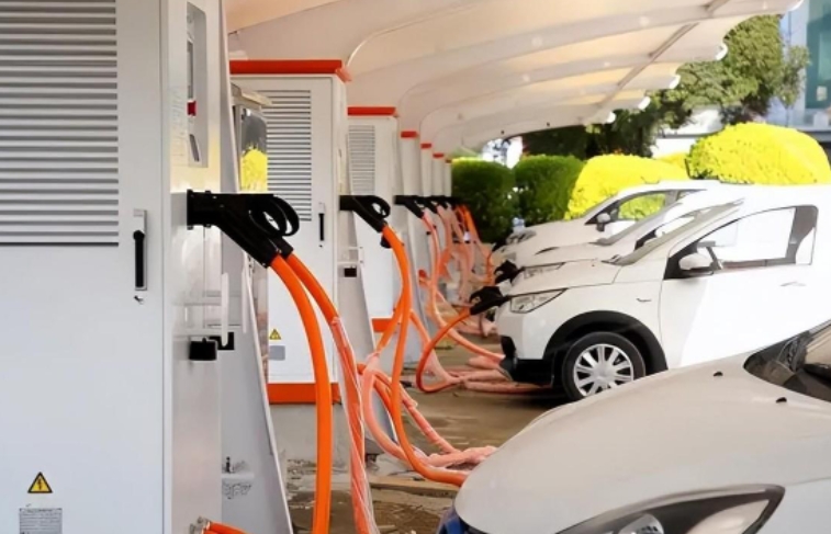 車市周評/2023年河南省新能源汽車產銷雙破31萬輛，比亞迪發布第五代DM技術