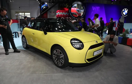 指導(dǎo)價18.98萬起，全新電動MINICOOPER上市