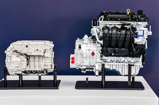 全球純電續航最長的增程車型上市哪吒L售價12.99萬元起