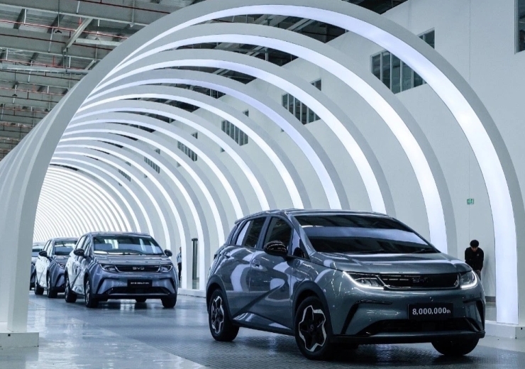 上半年汽車(chē)產(chǎn)業(yè)發(fā)展穩(wěn)中有進(jìn)汽車(chē)銷(xiāo)售1404.7萬(wàn)輛