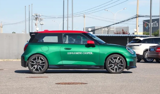 MINI又成功了，光束汽車電動MINICOOPER