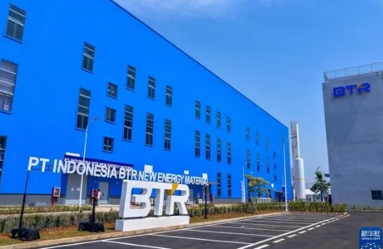印尼總統:中企助力印尼構建電動汽車生態系統