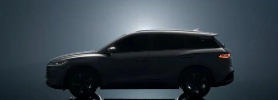 比亞迪全新入門級(jí)插混SUV，搭載第五代DM，虧電油耗4.9L