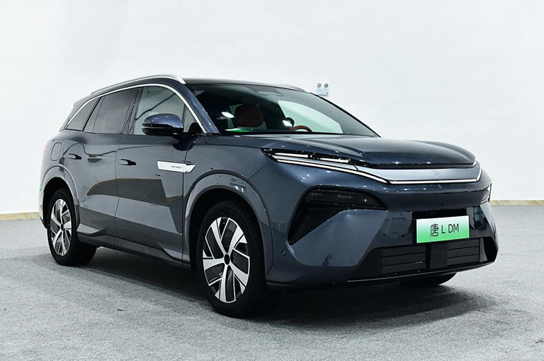 比亞迪唐L正式發布,零百加速3.9秒,主打30萬級旗艦SUV 比亞迪唐L正式發布,零百加速3.9秒,主打30萬級旗艦SUV