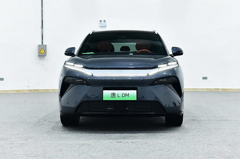 比亞迪唐L正式發布,零百加速3.9秒,主打30萬級旗艦SUV 比亞迪唐L正式發布,零百加速3.9秒,主打30萬級旗艦SUV