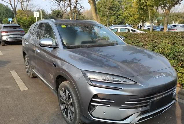 比亞迪多款新車到店！搭載“天神之眼”智駕，“背刺”老車主？