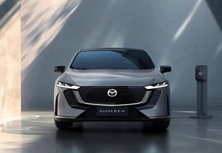 2025年，新車卷智駕，增程卷電池