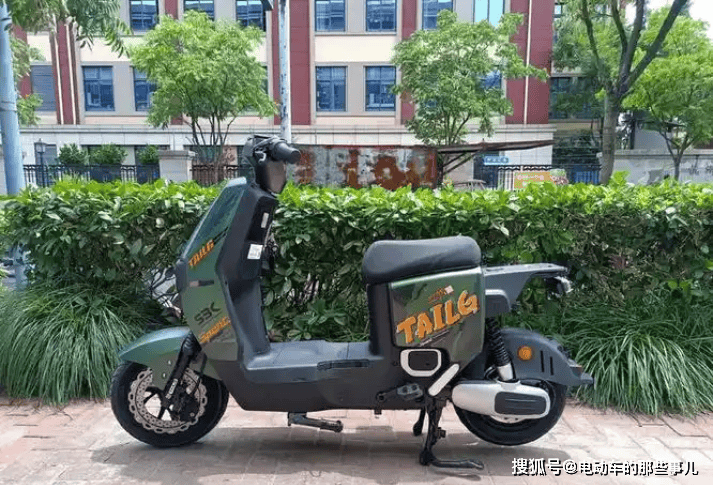 2025年電動車電池新選擇：石墨烯、鈉電、鋰電，哪種更適合你？