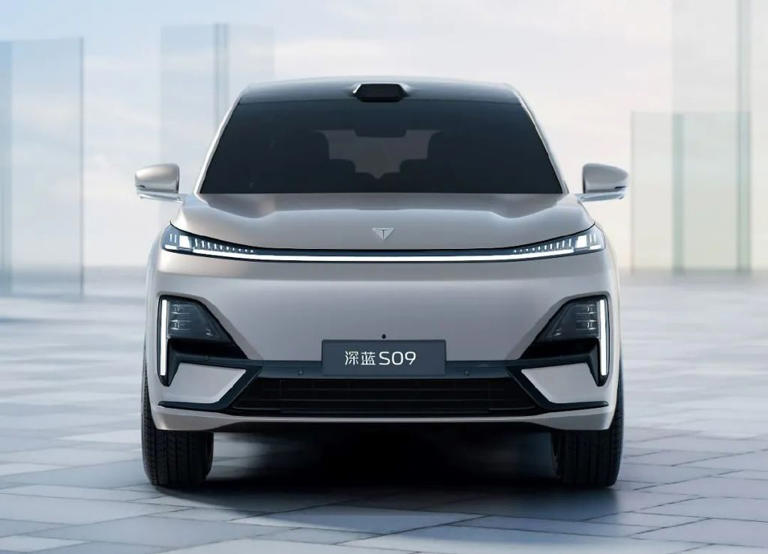 空間、智能與性能并存!上海車展高熱度中大型SUV盤點 空間、智能與性能并存!上海車展高熱度中大型SUV盤點
