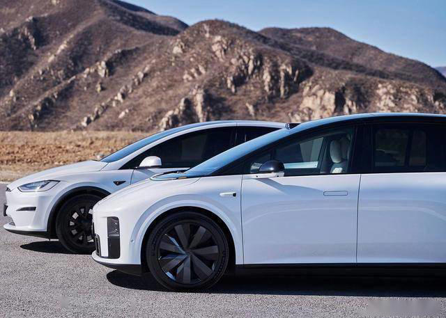 理想i8純電SUV來襲,5C快充+電動四驅,新能源領域新標桿? 理想i8純電SUV來襲,5C快充+電動四驅,新能源領域新標桿?