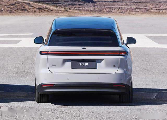 理想i8純電SUV來襲,5C快充+電動四驅,新能源領域新標桿? 理想i8純電SUV來襲,5C快充+電動四驅,新能源領域新標桿?