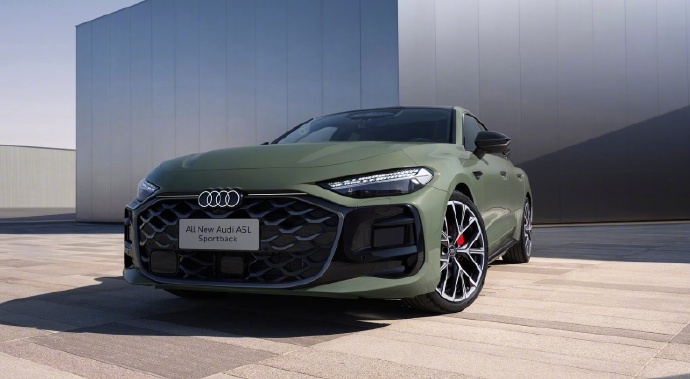 上汽奧迪A5LSportback亮相2025上海車展:以經(jīng)典設(shè)計(jì)與空間革新重塑豪華轎跑新標(biāo)桿