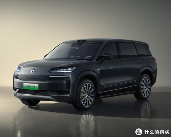比亞迪新旗艦SUV，時速180KM爆胎不失控，加速3.9秒，油耗6.3L