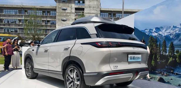中大型插混SUV，誰還敢高過這個價？