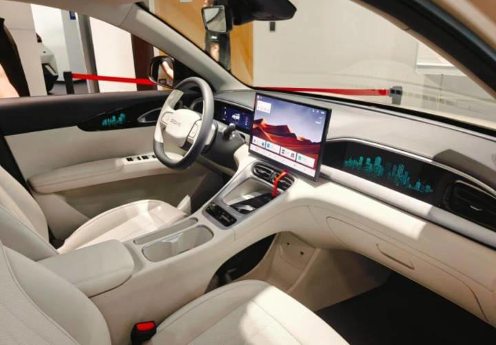 2025純電動車銷量榜：吉利星愿奪冠，元PLUS第九，智能化成新戰(zhàn)場？