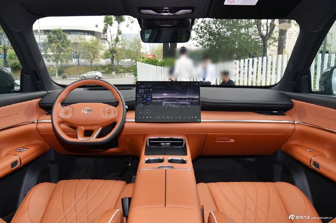 長(zhǎng)安啟源Q07兩款新車型上市售價(jià)12.98萬(wàn)起