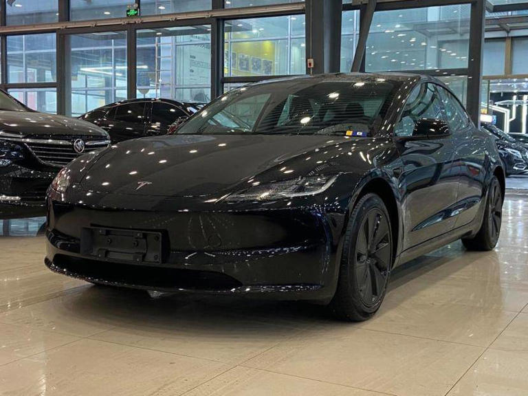 2025純電動車價格大盤點:從親民到豪華,你的選擇是什么? 2025純電動車價格大盤點:從親民到豪華,你的選擇是什么?