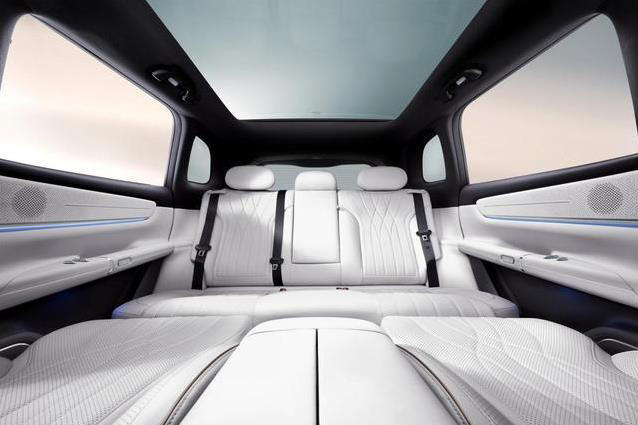12.98萬買中型SUV？長安啟源Q07空間逆天，智能配置驚到你？