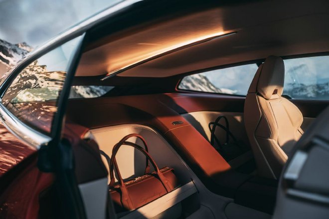 BMWSpeedtop概念車(chē)全球亮相