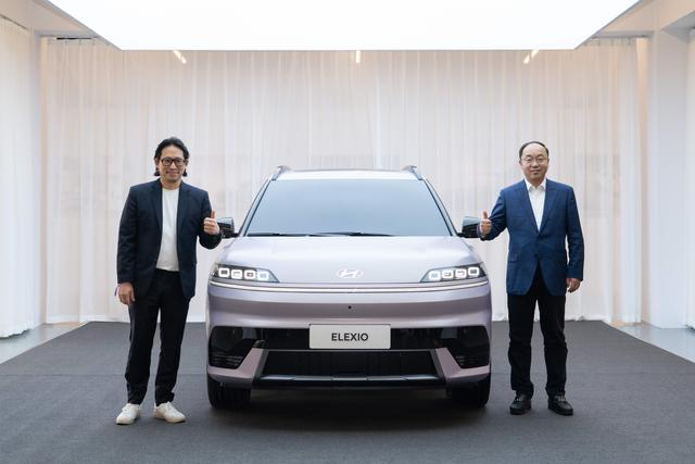 700km續(xù)航+27英寸HUD,合資電動SUV的"破局者"來了 700km續(xù)航+27英寸HUD,合資電動SUV的"破局者"來了
