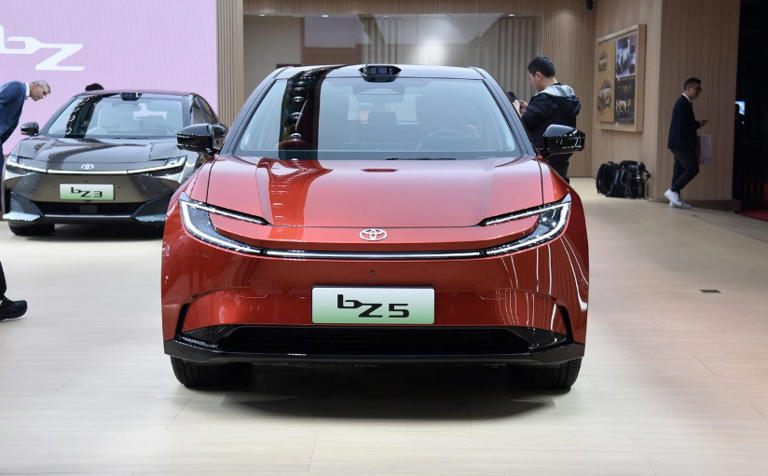 13萬買合資電動中型SUV?一汽豐田bZ5實力解析 13萬買合資電動中型SUV?一汽豐田bZ5實力解析
