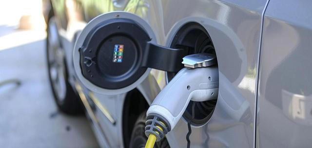 混動汽車技術對比：插混、油混誰更優？