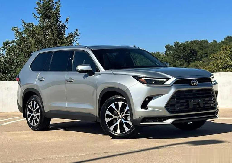 自駕游選這兩款SUV,安全舒適、爬坡有勁還耐用省油! 自駕游選這兩款SUV,安全舒適、爬坡有勁還耐用省油!