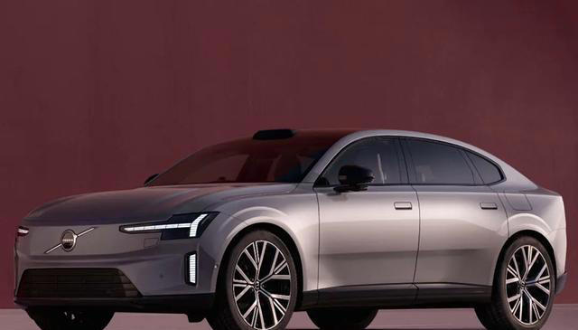 沃爾沃全新純電C級車來了!顏值不輸小米SU7,續航700km,能成? 沃爾沃全新純電C級車來了!顏值不輸小米SU7,續航700km,能成?