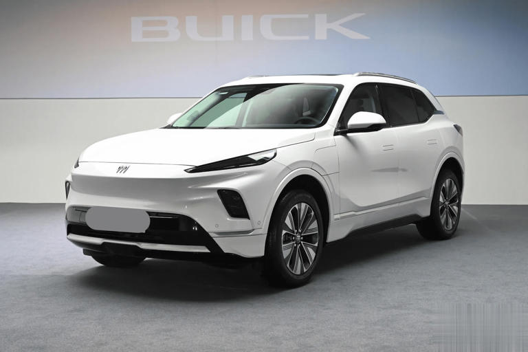 新款別克E5登場!純電續航620km,外觀時尚科技感提升 新款別克E5登場!純電續航620km,外觀時尚科技感提升